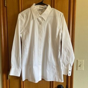 Chico’s No Iron Blouse. Chico’s Women’s Size 2